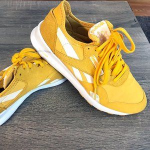 Reebok Women's Classic Nylon Sneaker (Yellow)